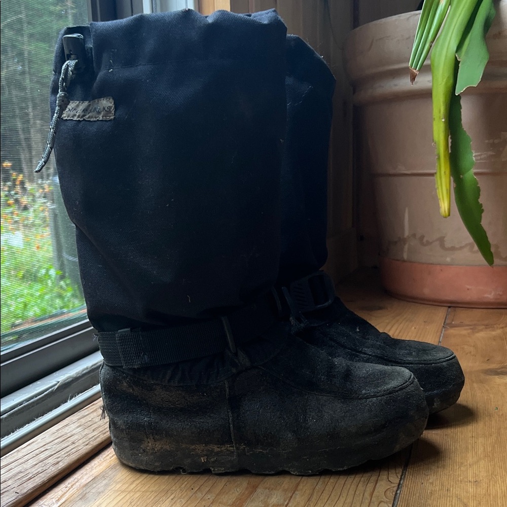 Steger Mukluk Yukon winter boots, size 6++